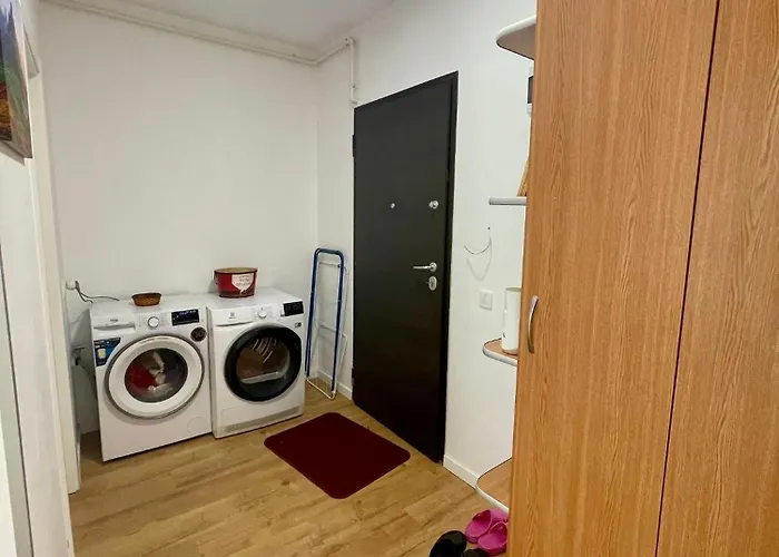 Apartment Waterfall *